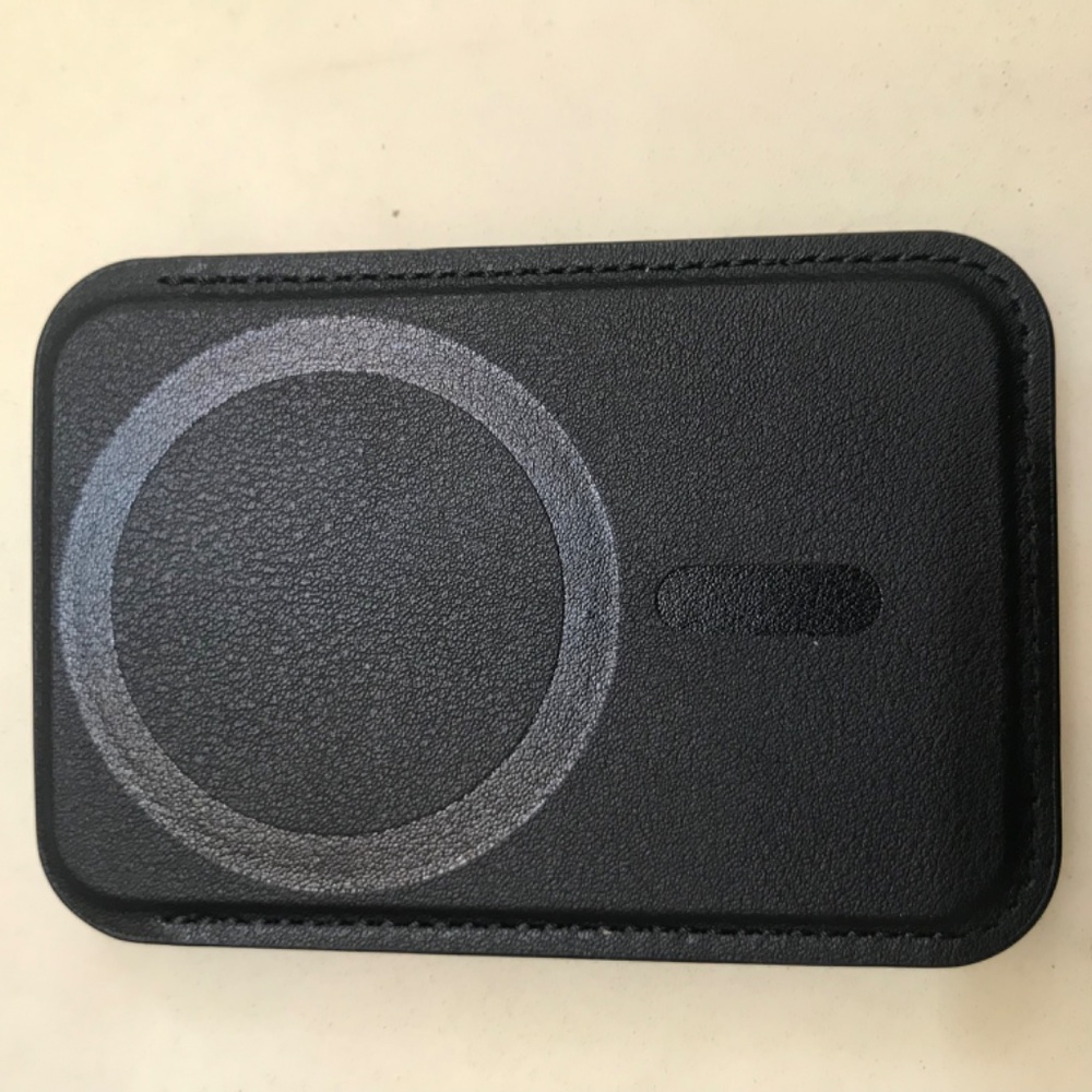 ESR Magnetic Wallet - Picture 4 of 5